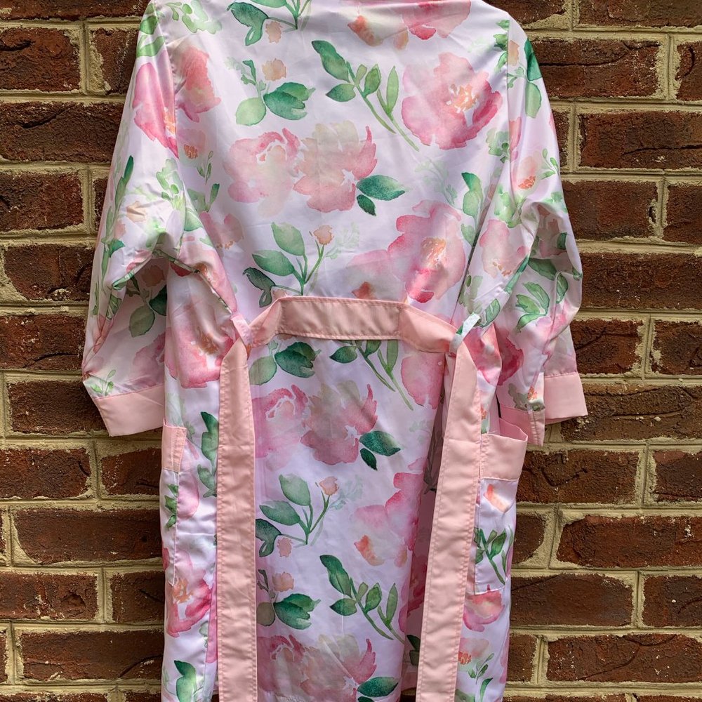 Hello gorgeous Silky Robe/Cover-up - Picture 3 of 3